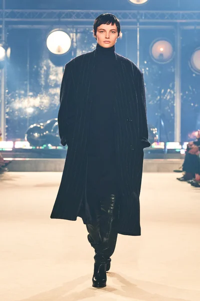 Look 26